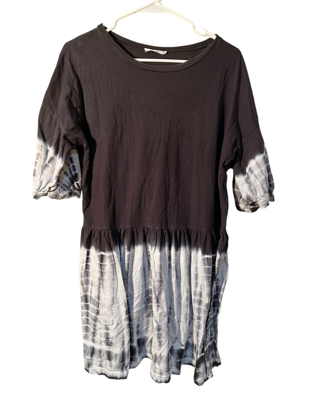 Talulah Women’s Size Small T-Shirt Dress Gray White Tie Dye Short Sleeve Mini